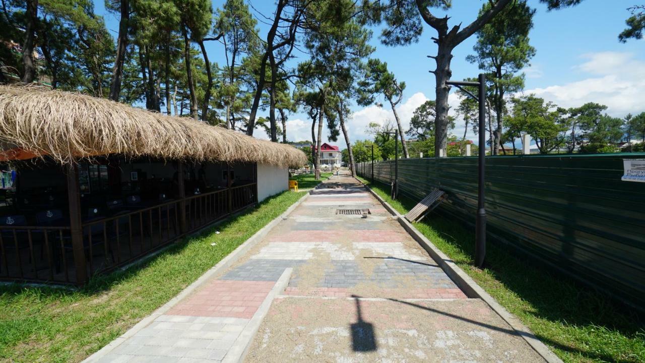 Hotel Horizon Kobuleti Exteriör bild
