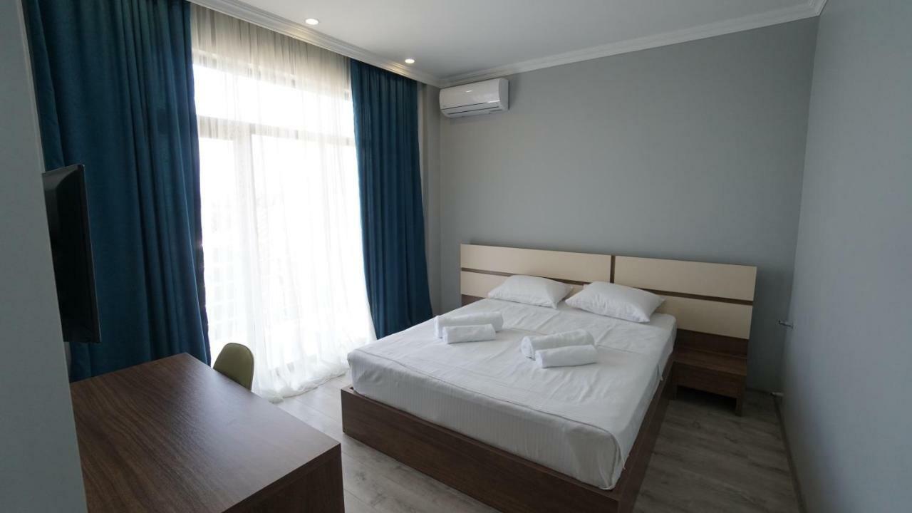 Hotel Horizon Kobuleti Exteriör bild